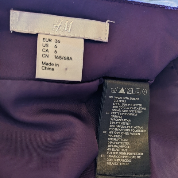 Royal purple pencil skirt H&M size 6 with pretty bow 💜 - Picture 9 of 10